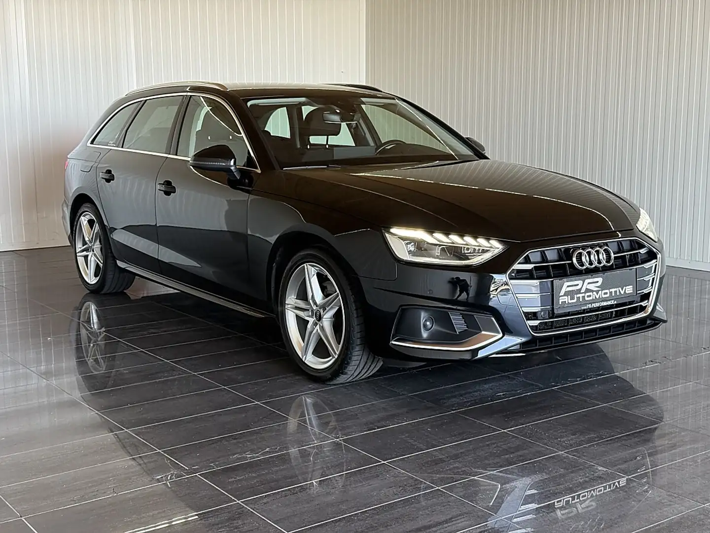 Audi A4 Avant 30 TDI advanced SPORTSITZE*LED*1.BESITZ Schwarz - 2