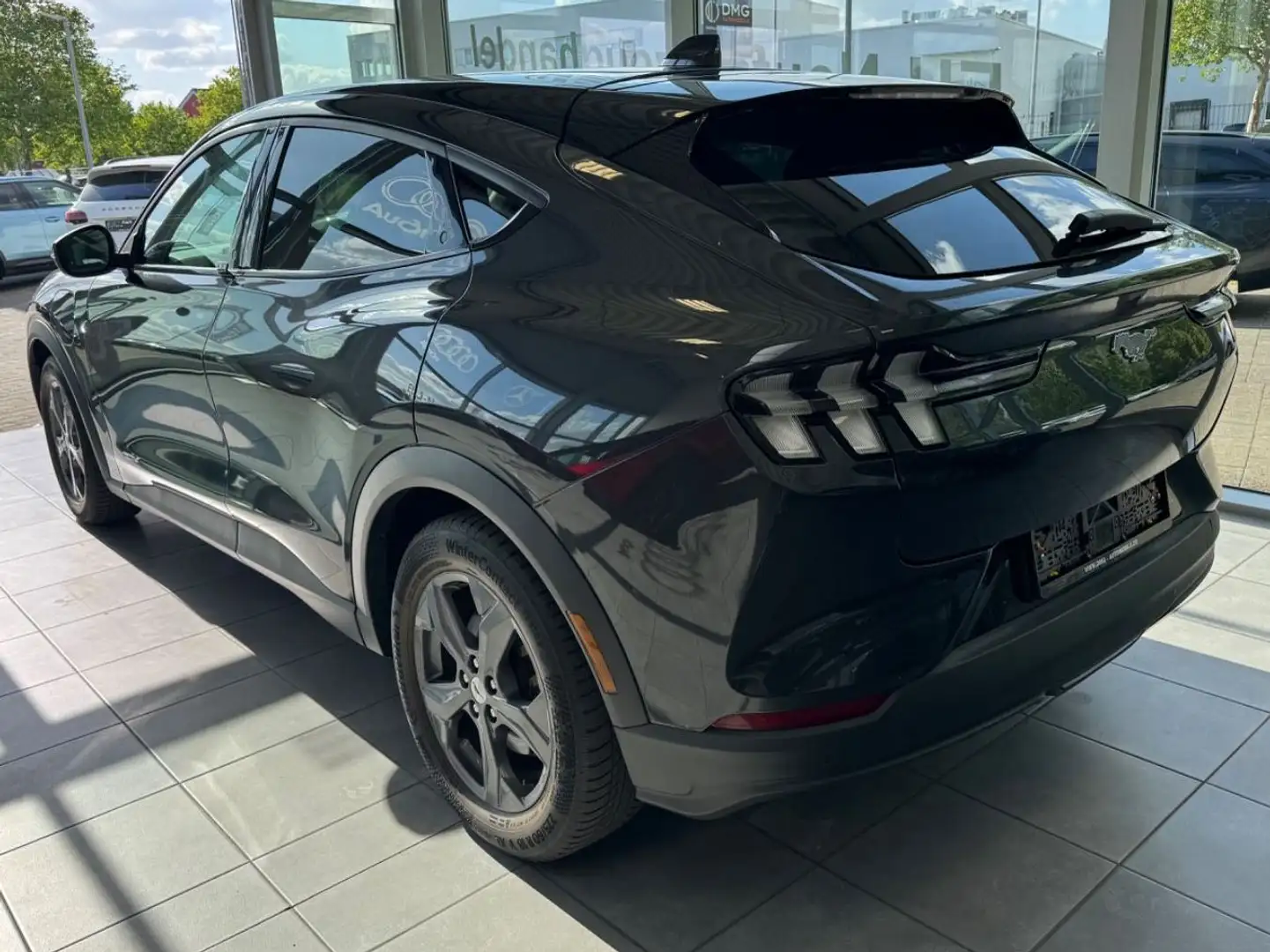Ford Mustang Mach-E RWD 75 Kwh/1HD/MWST ausweisbar Gris - 2