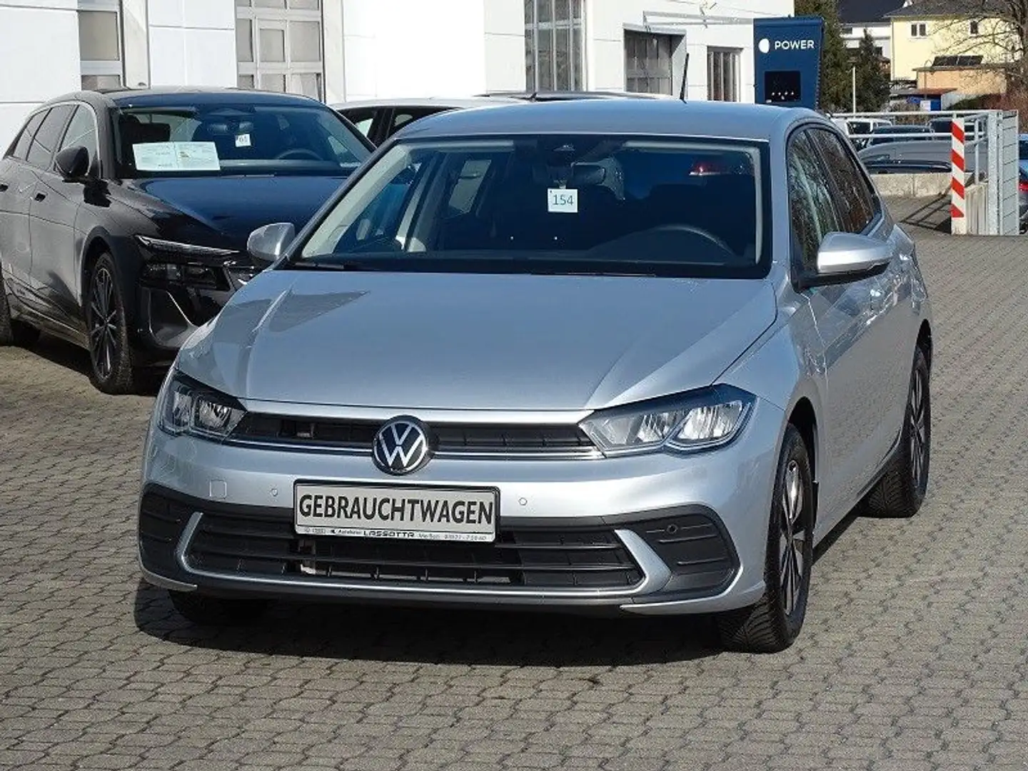 Volkswagen Polo 1.0 TSI DSG Move - LED / NAVI Silber - 2