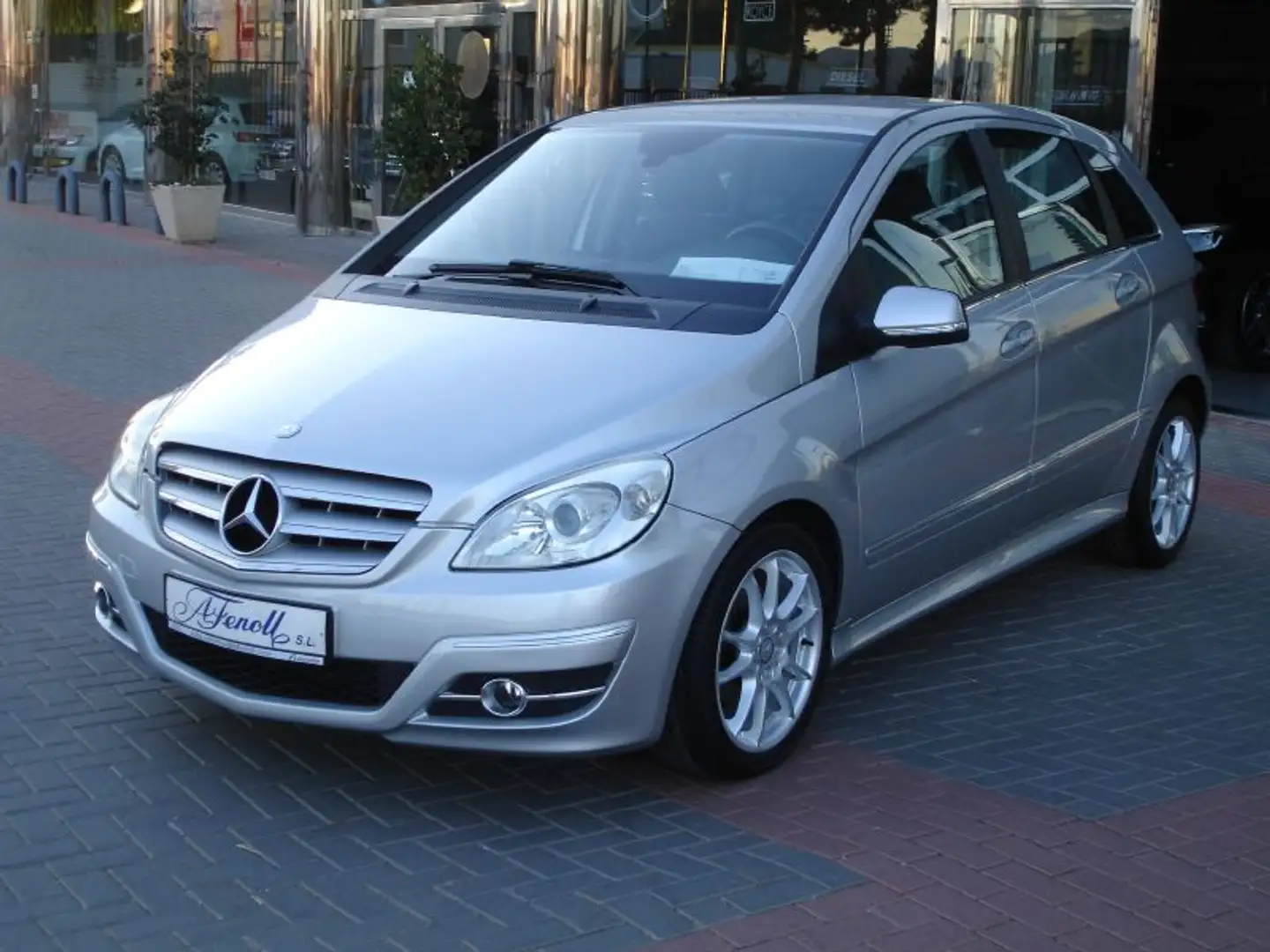 Mercedes-Benz B 200 200CDI Grijs - 2