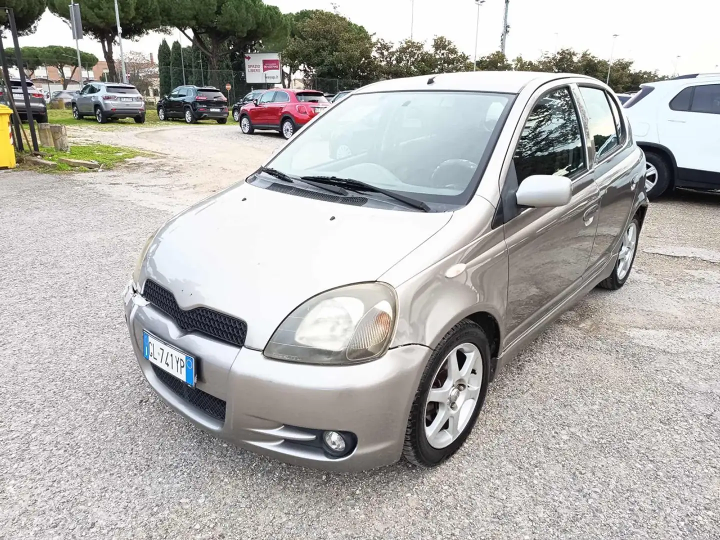 Toyota Yaris 1.0i 16V cat 5 porte Sol Grigio - 2