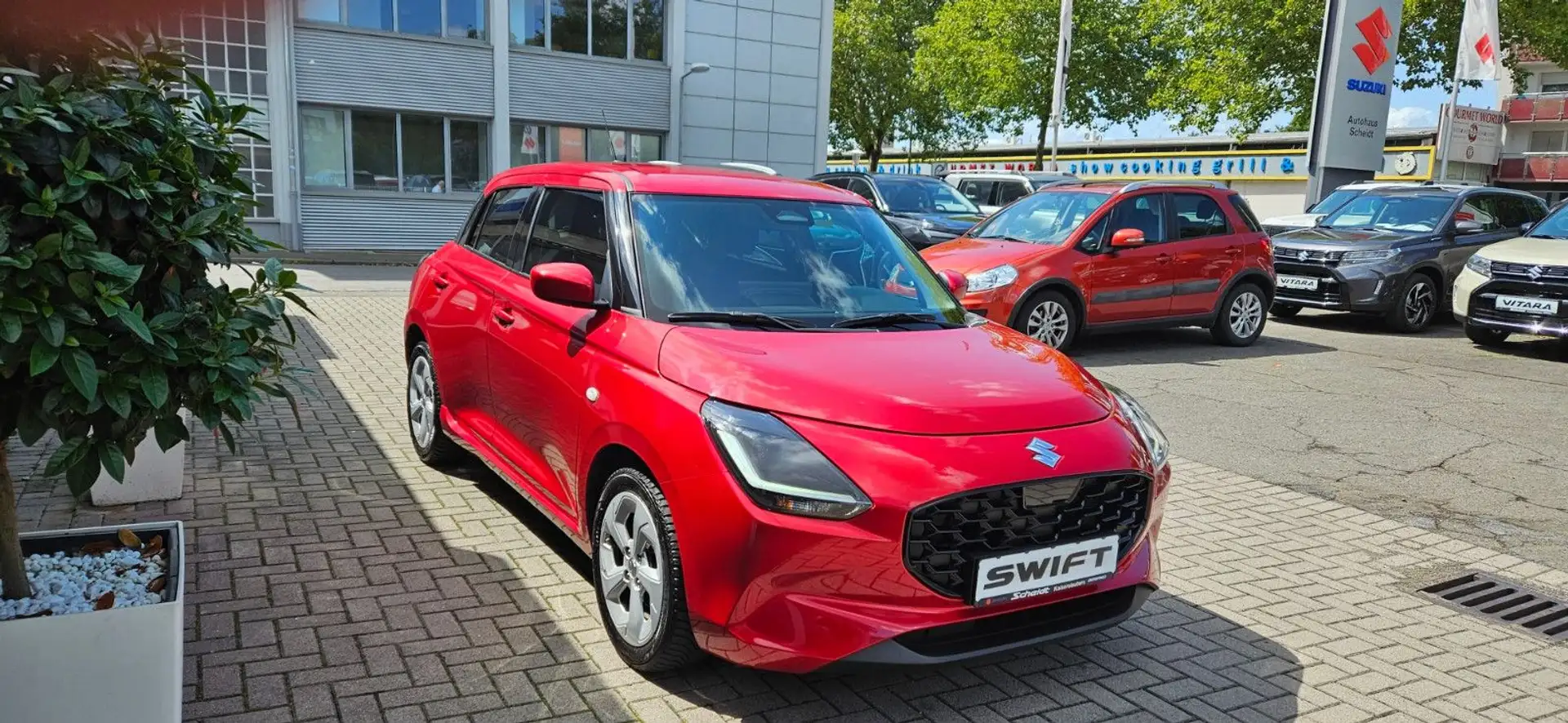 Suzuki Swift 1.2 HYBRID CVT Comfort Rot - 2