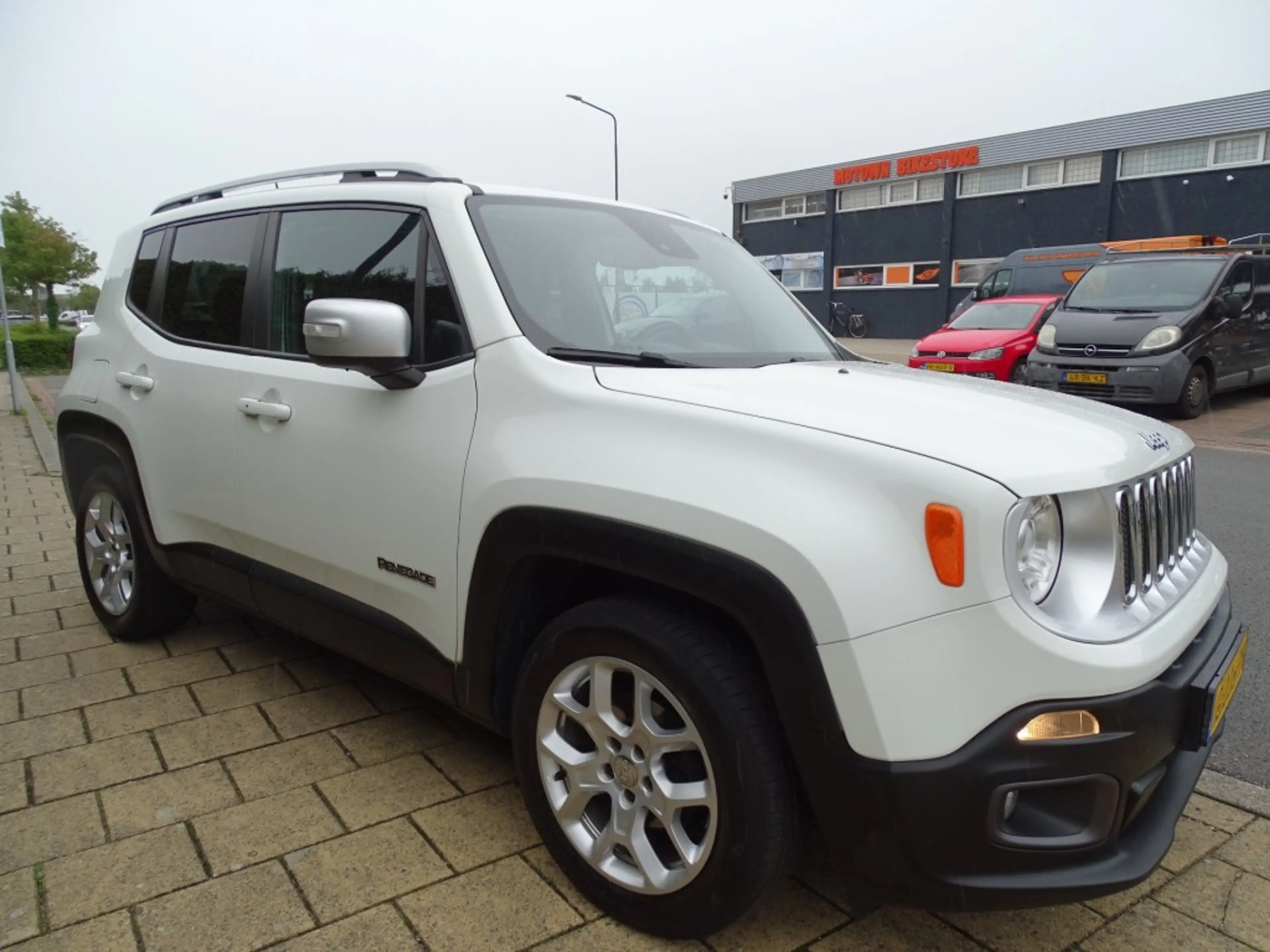 Jeep Renegade 1.4 M.AIR FREEDOM-Cruise-Blth-Navi-Usb/Aux — photo 3