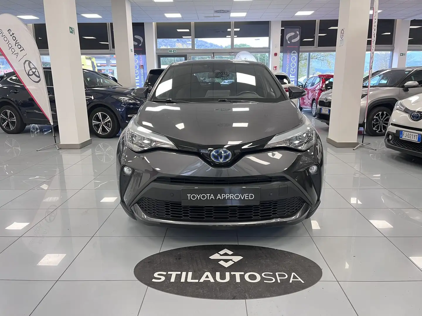 Toyota C-HR C-HR 1.8 Hybrid E-CVT Trend Grigio - 2