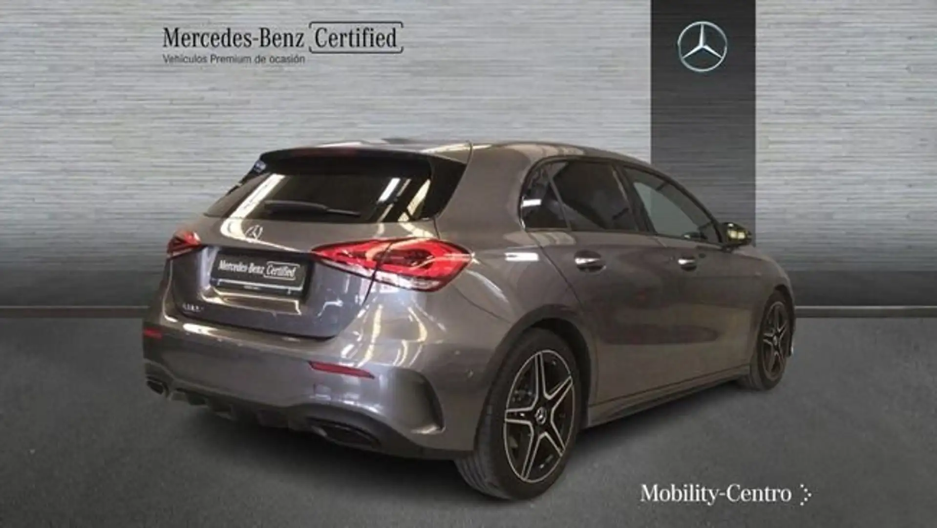 Mercedes-Benz A 180 180d Gris - 2