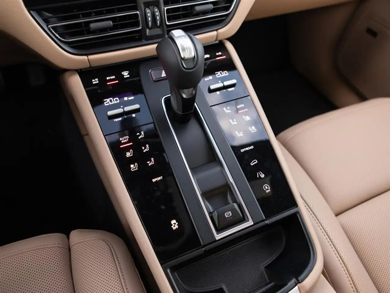 Porsche Macan снимка Porsche Macan