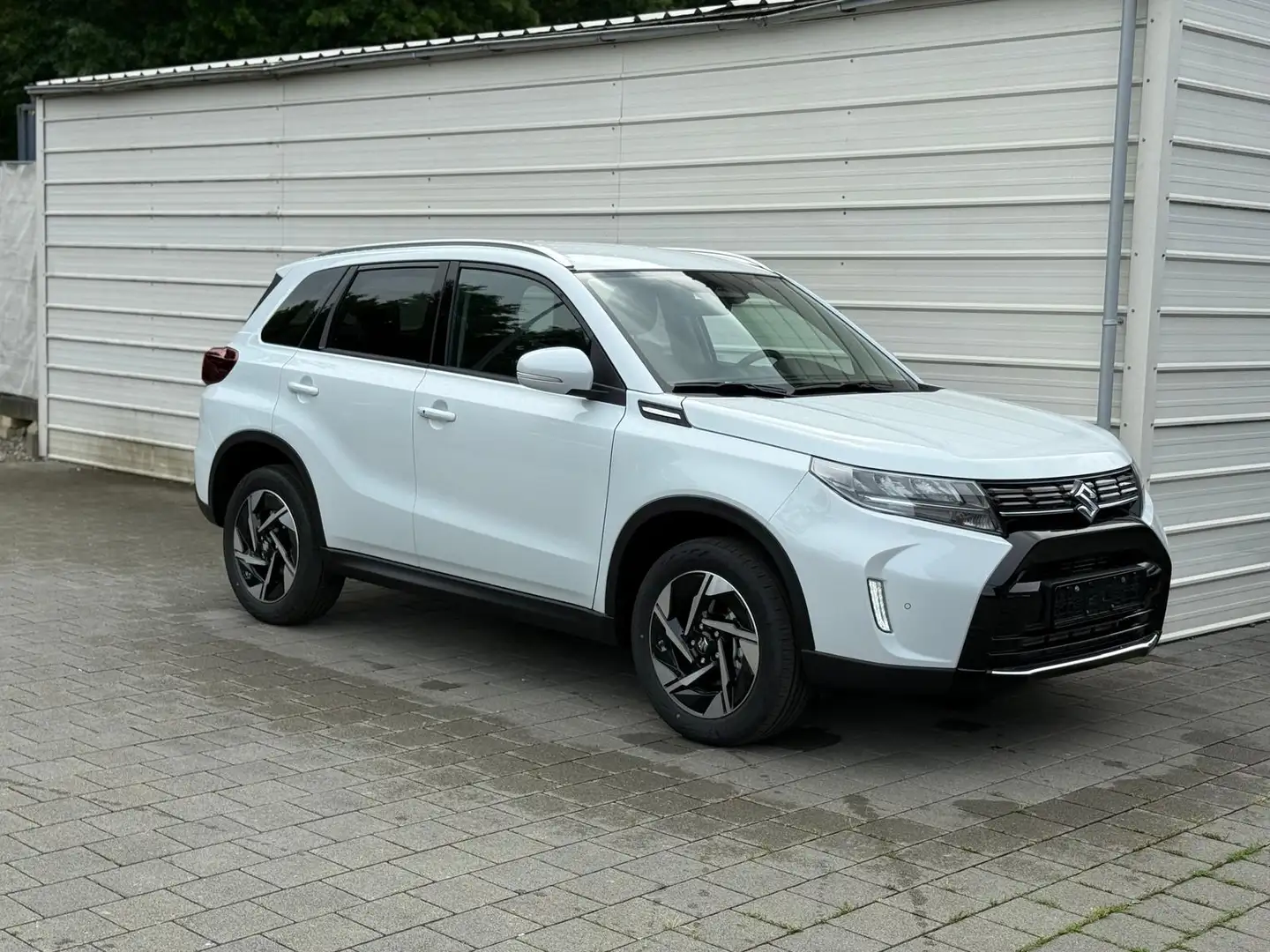 Suzuki Vitara Comfort+ 1.4 MHEV *LEDER*NAVI*SHZ*Kamera Blanc - 2
