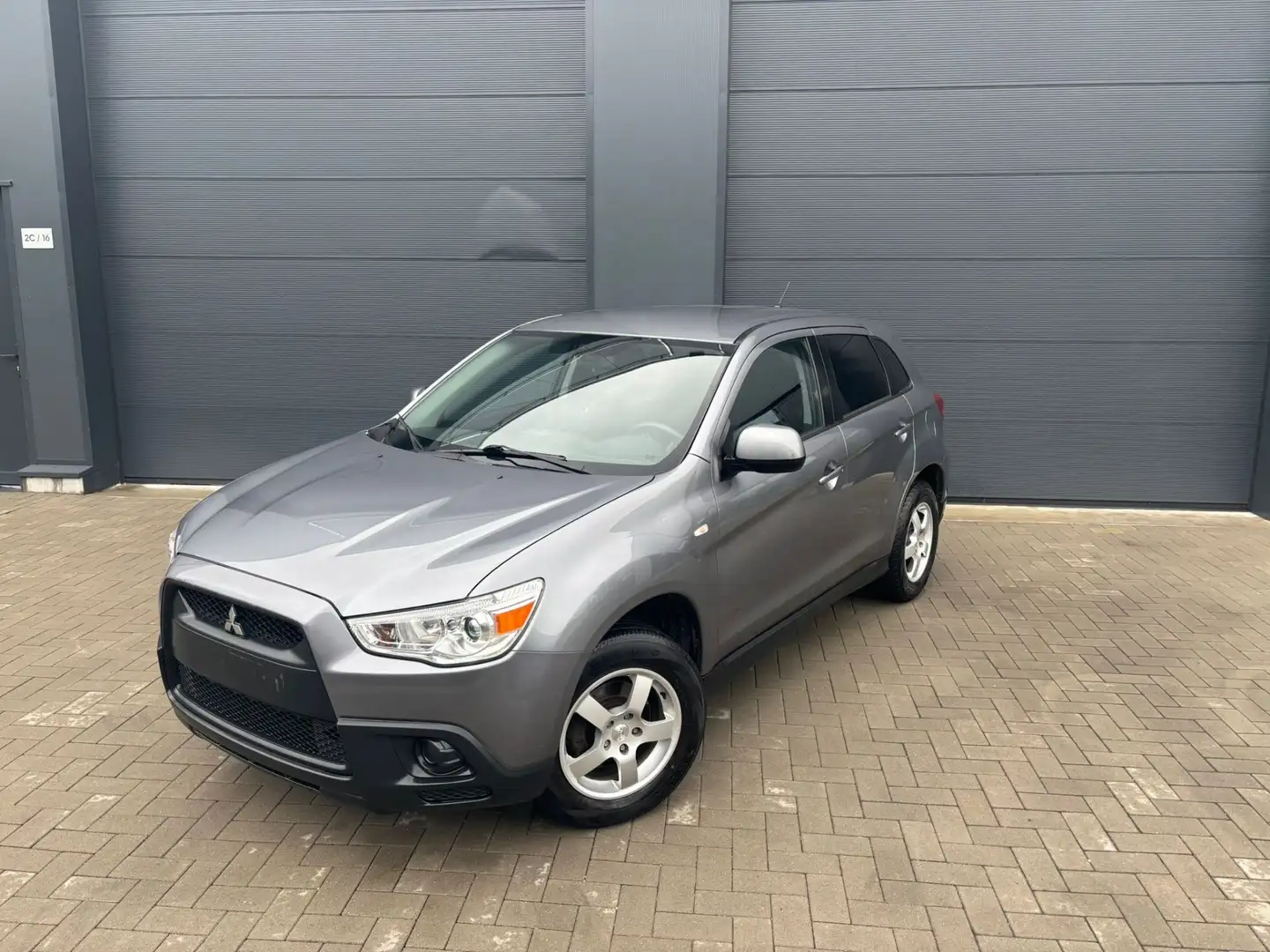 Mitsubishi ASX 👉Gekeurd ✅️ LPG ⛽️ Mitsubishi ASX 2012 ✅️1.6 LPG Gris - 2