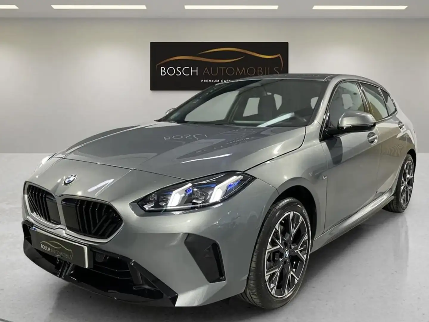 BMW 116 120i Aut. 170cv M Sport Gris - 1