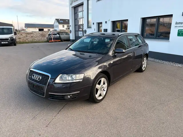 Audi A6 Avant 3.0 TDI quattro SITZH HI + VO 2.HAND