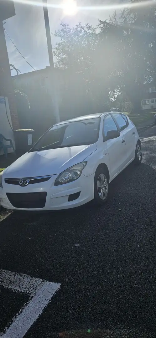 Hyundai i30 1.6 CRDi Comfort - 1