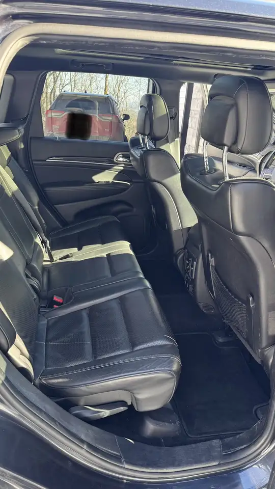 Jeep Grand Cherokee снимка Jeep Grand Cherokee