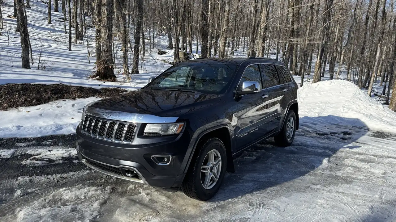 Jeep Grand Cherokee снимка Jeep Grand Cherokee