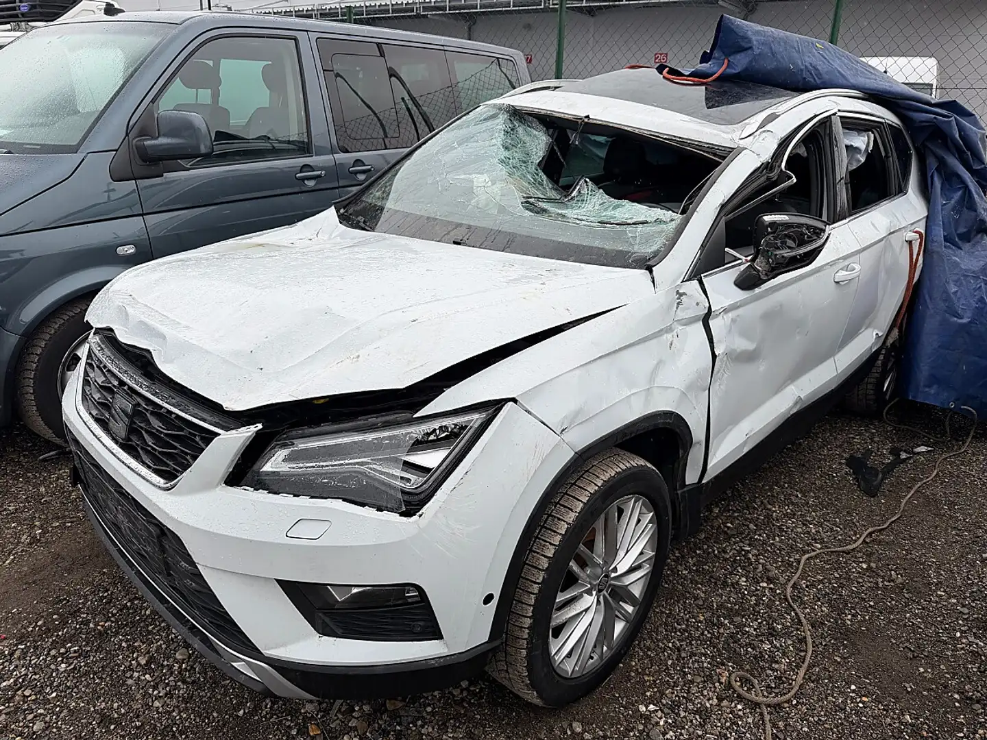 SEAT Ateca 2,0 Xcellence 4WD TDI DSG Weiß - 1