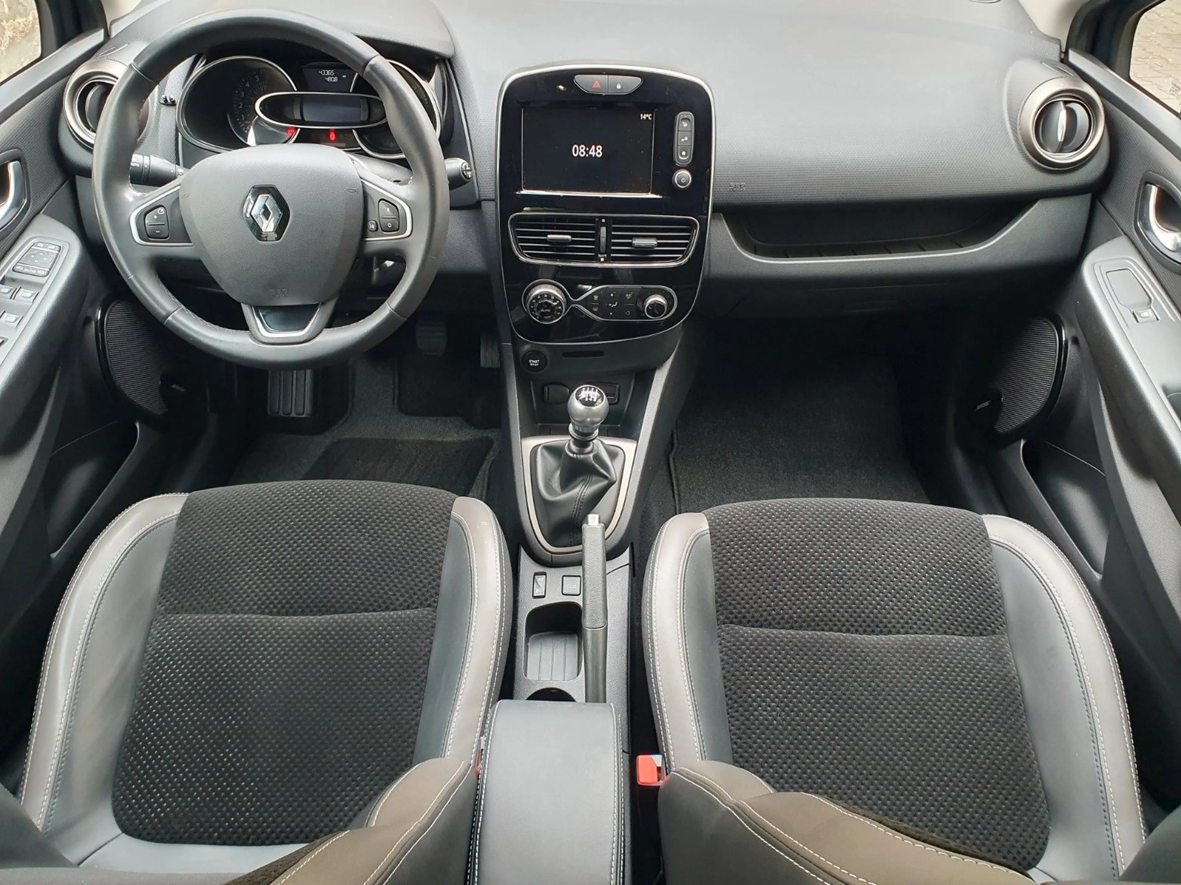 Renault Clio IV Intens **Kamera*Bose*LED*Sitzhzg** — photo 9