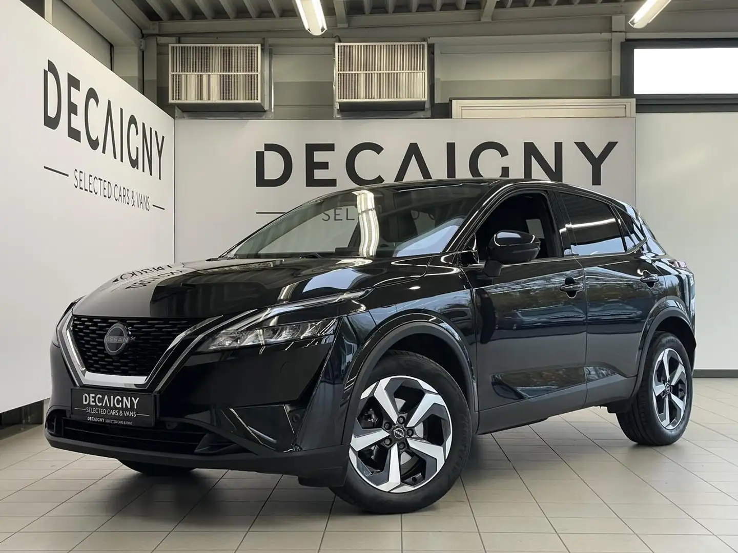 Nissan Qashqai 1.3 N-Connecta *360° Camera*App Connect*Zetel-/... Schwarz - 1
