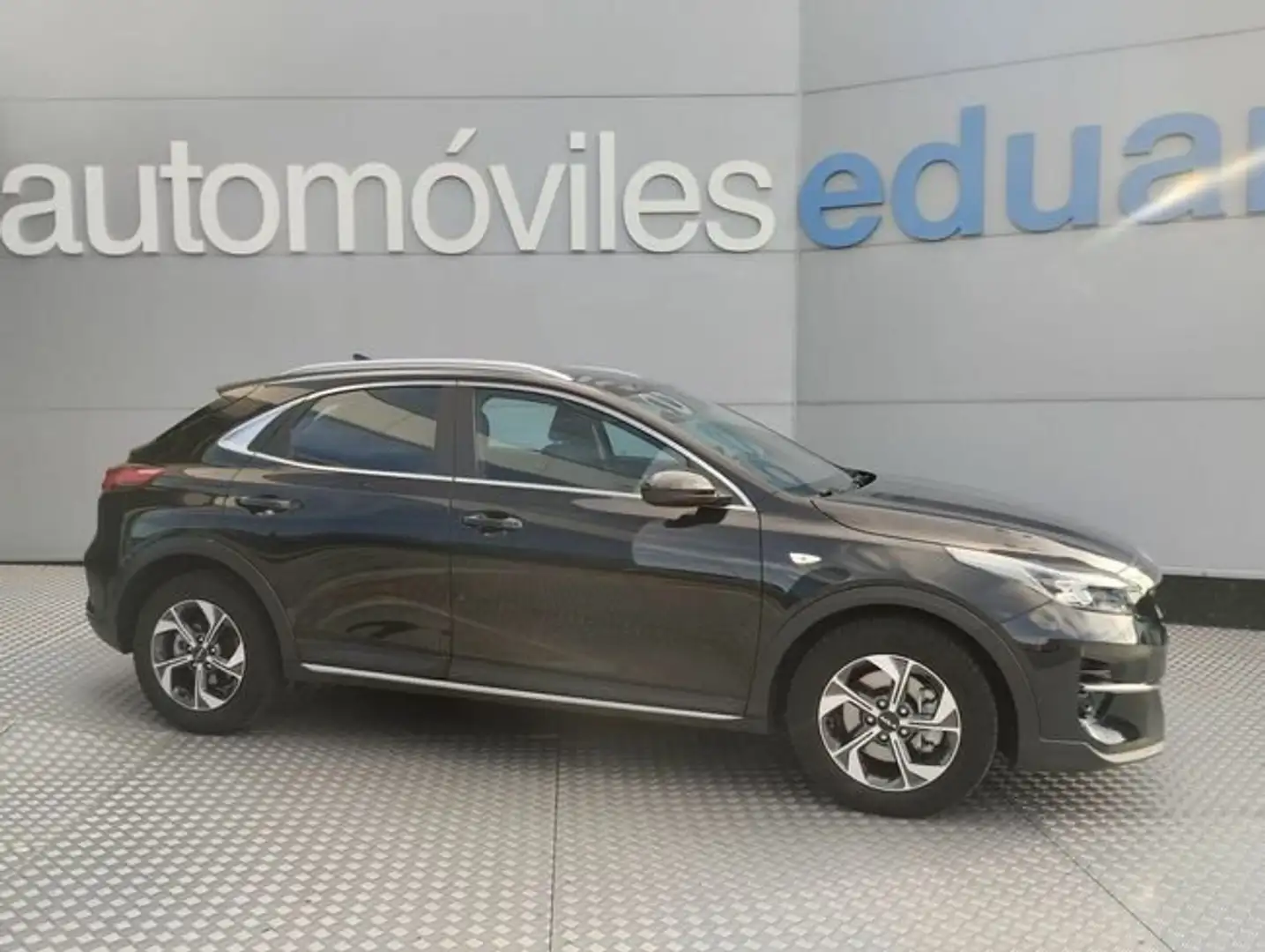 Kia XCeed 1.0 T-GDi Drive Negro - 1