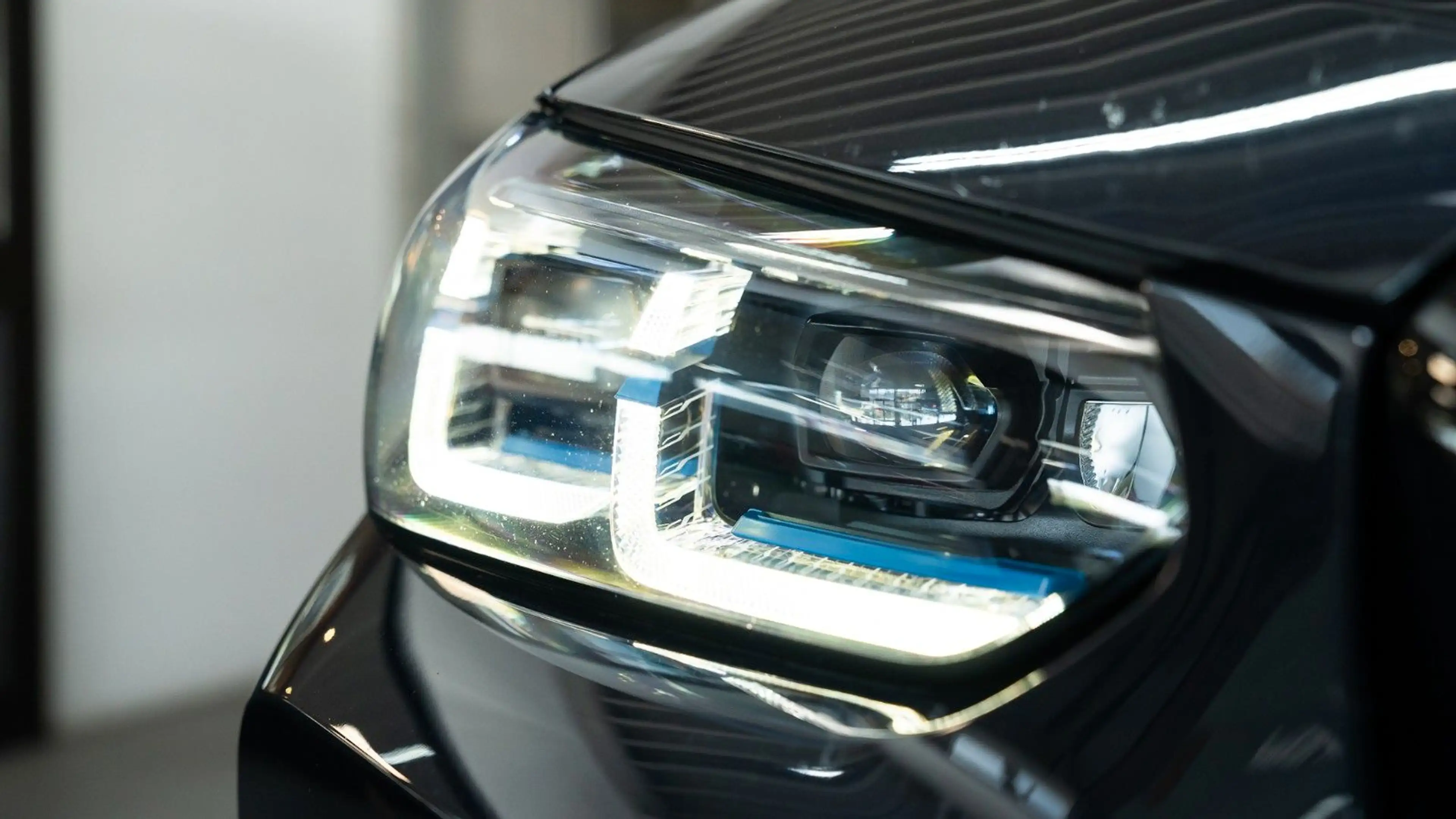 BMW X3 xDrive 30e M Sport PanoDach 360°Kam Sitzbelüf — photo 14