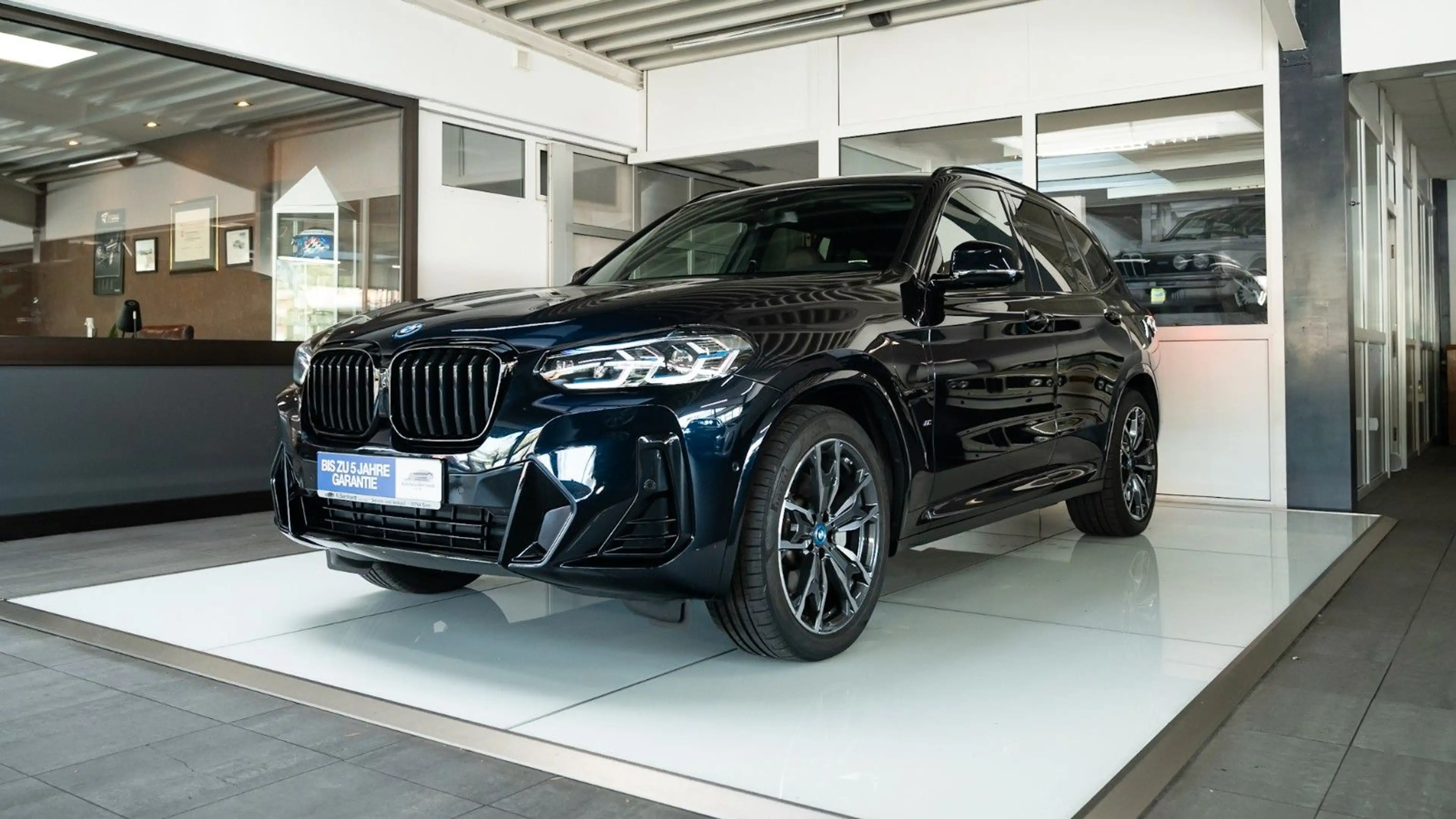 BMW X3 xDrive 30e M Sport PanoDach 360°Kam Sitzbelüf — photo 7