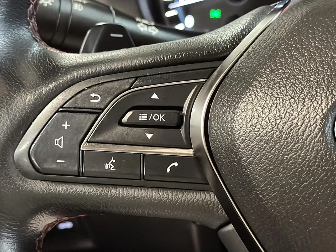 Infiniti Q50 снимка Infiniti Q50