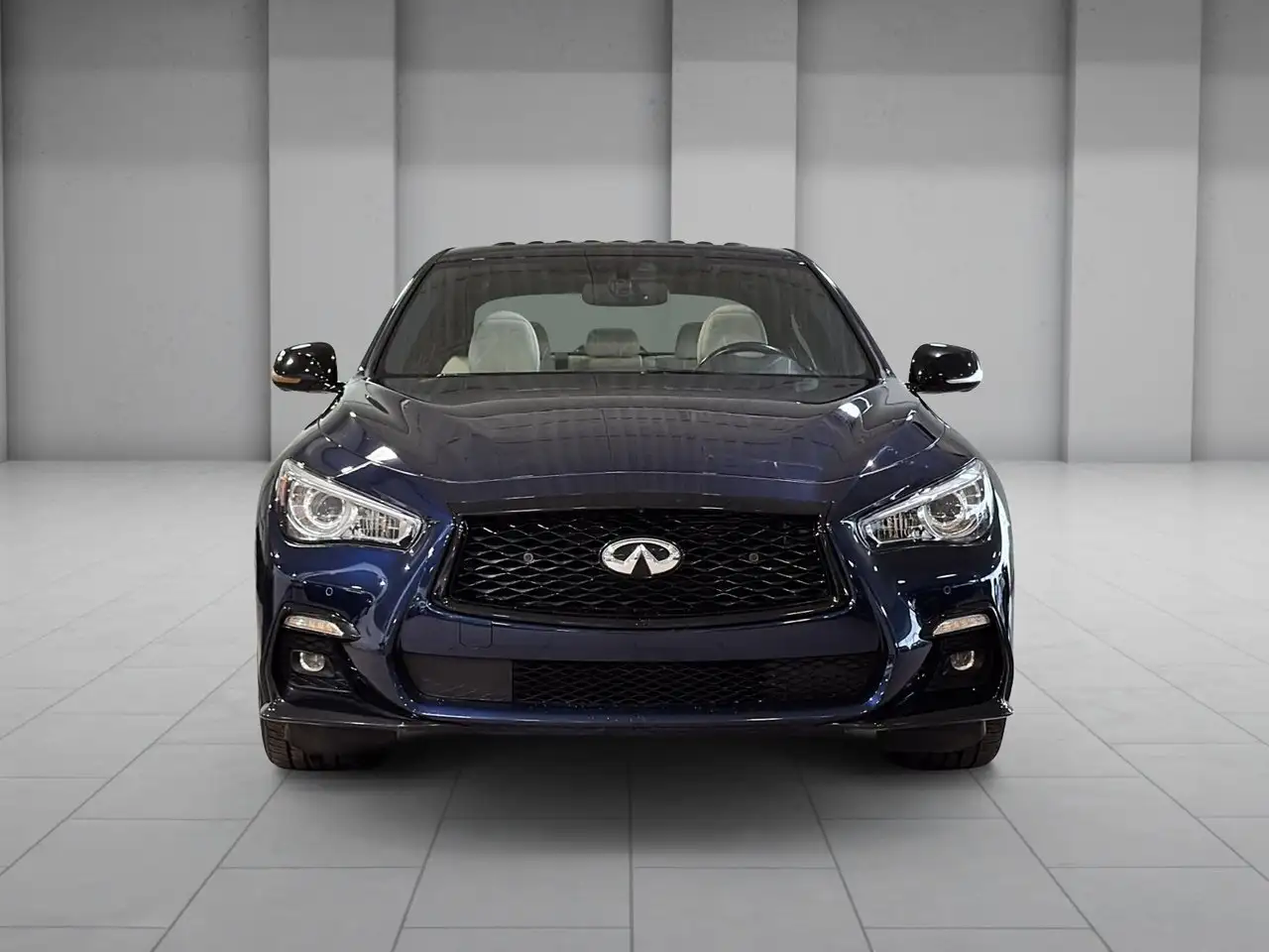 Infiniti Q50 снимка Infiniti Q50