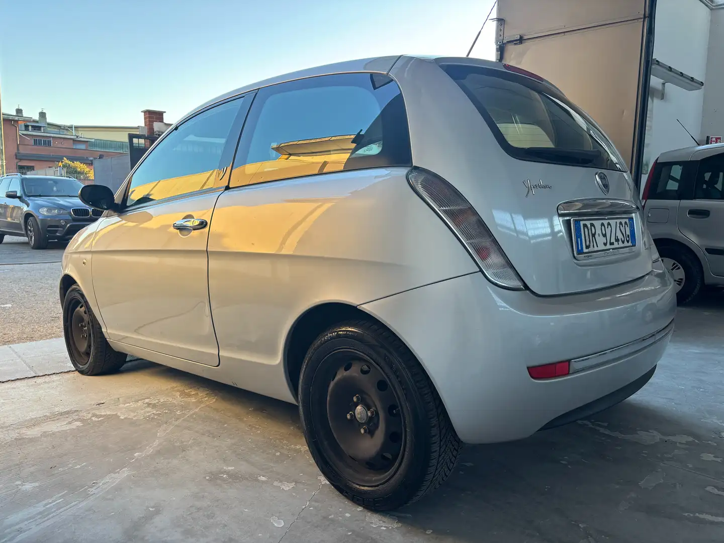 Lancia Ypsilon Ypsilon II 1.4 8v Argento Argent - 2