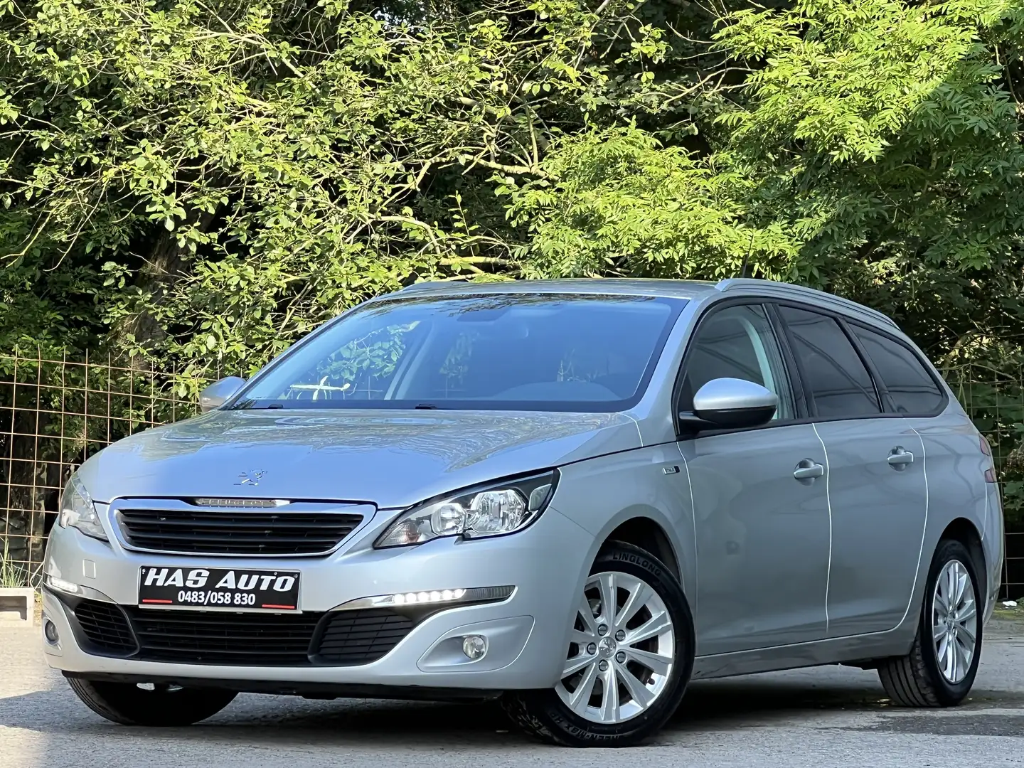 Peugeot 308 SW 1.6 BlueHDi STYLE//EURO6B//NAVI//CAMERA - 1