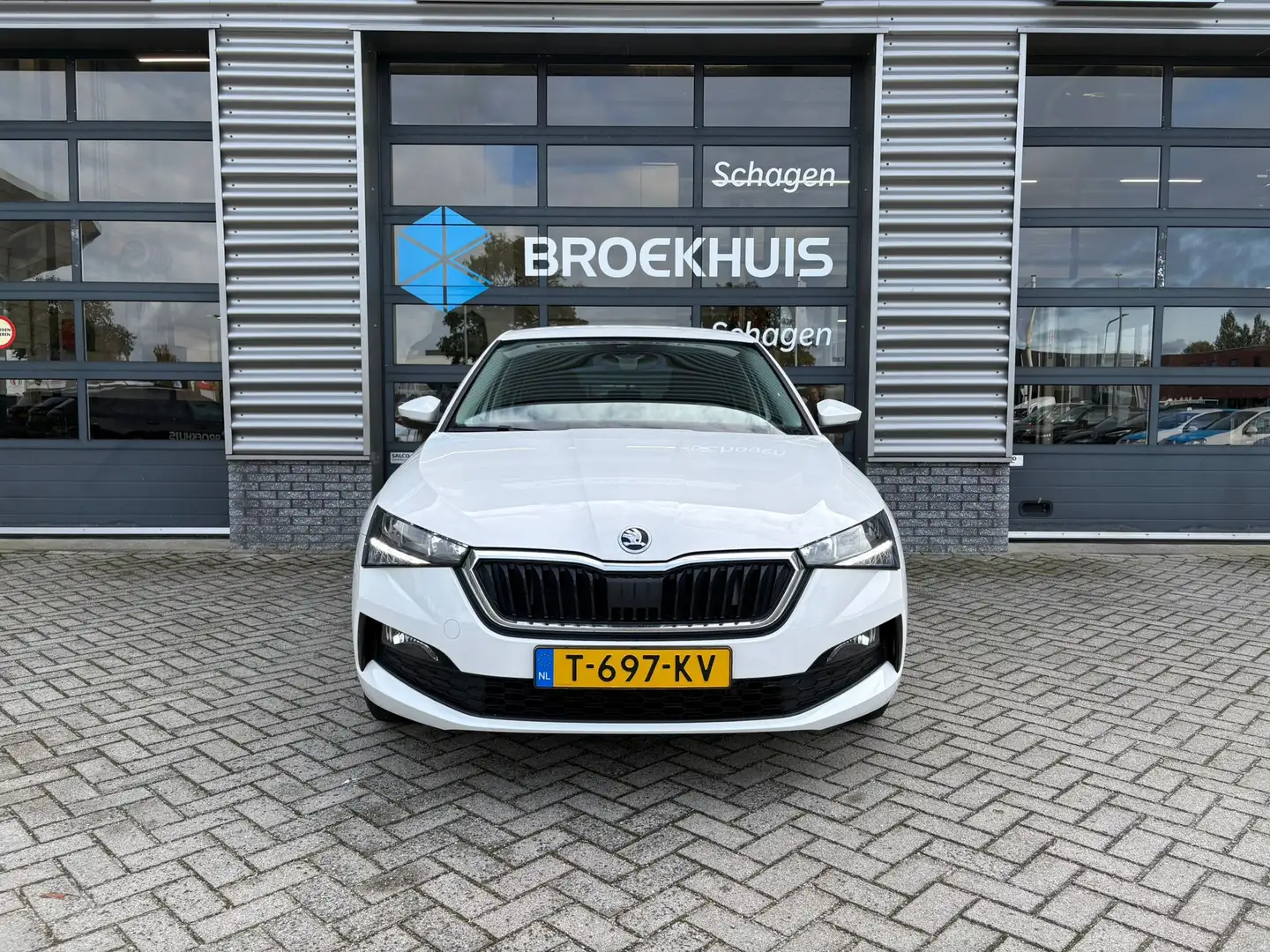 Skoda Scala 1.0 TSI 110 pk Ambition 7-DSG | Apple carplay | Cl Wit - 2