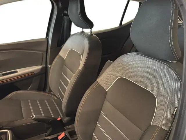 Dacia Sandero view 12