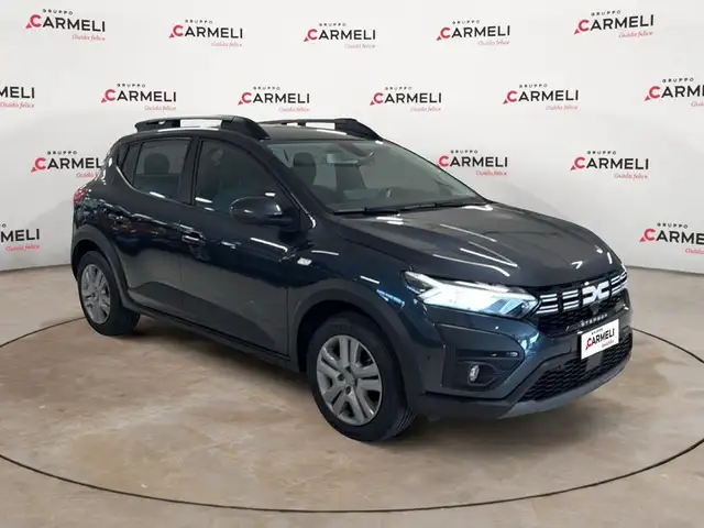 Dacia Sandero view 5