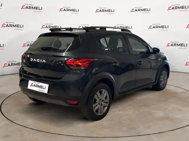 Dacia Sandero view 4