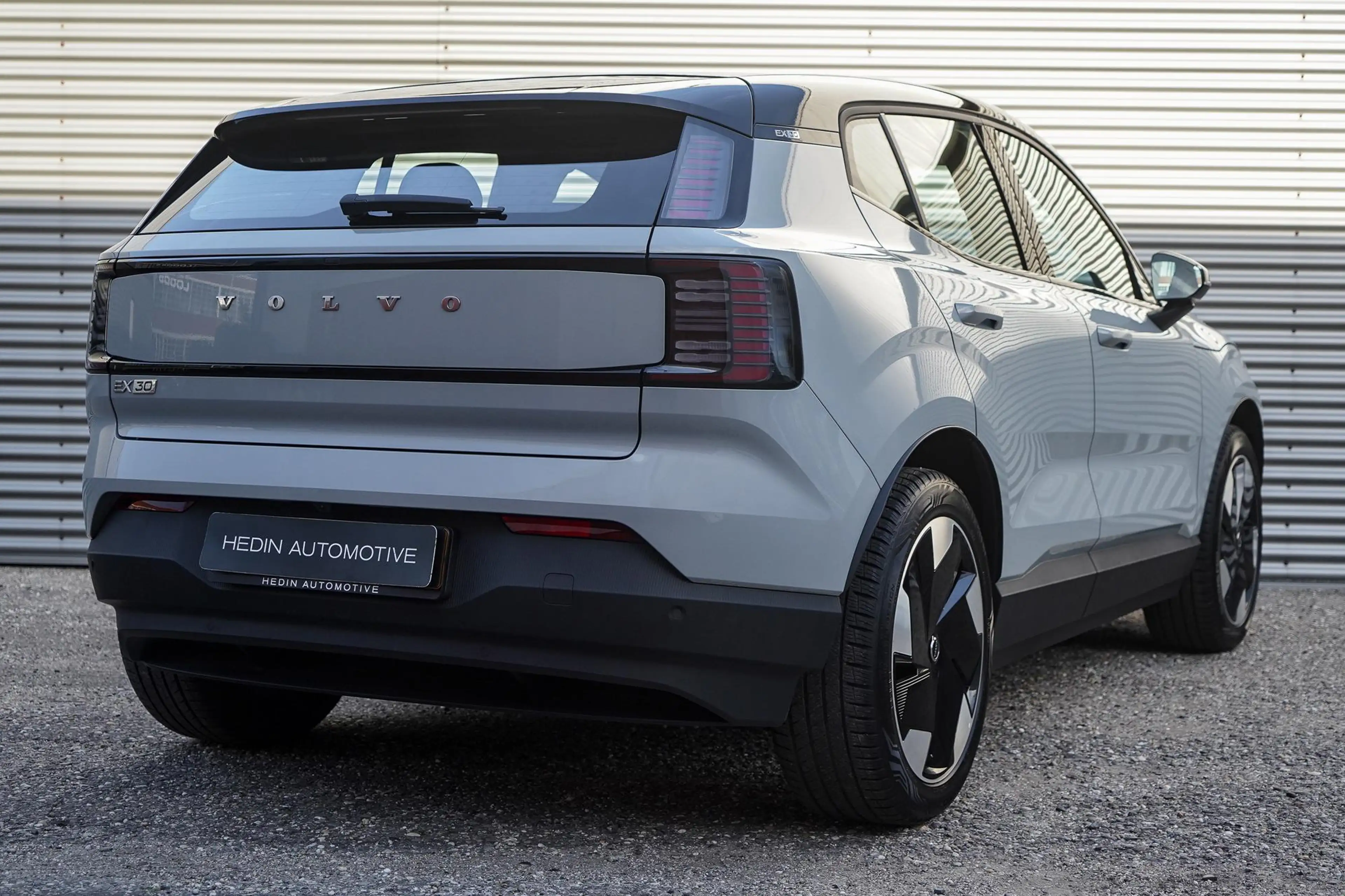 Volvo EX30 Single Motor Extended Range Plus 69 kWh | Adaptive — photo 6