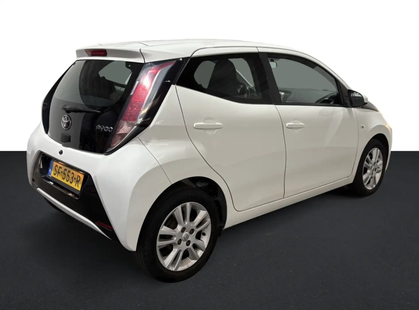 Toyota Aygo 1.0 VVT-i x-play Blanc - 2