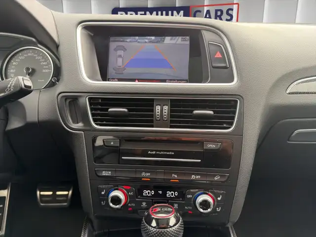 Audi SQ5 view 14