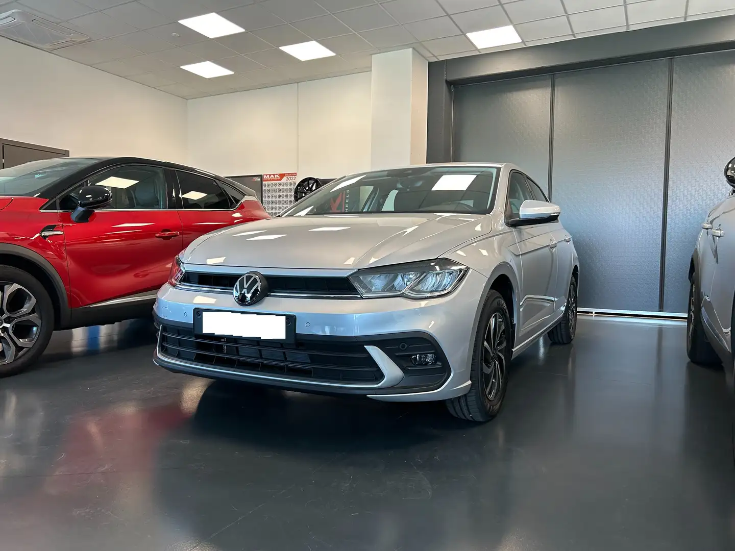 Volkswagen Polo Polo 1.0 tsi Life 95cv aziendale Argento - 1