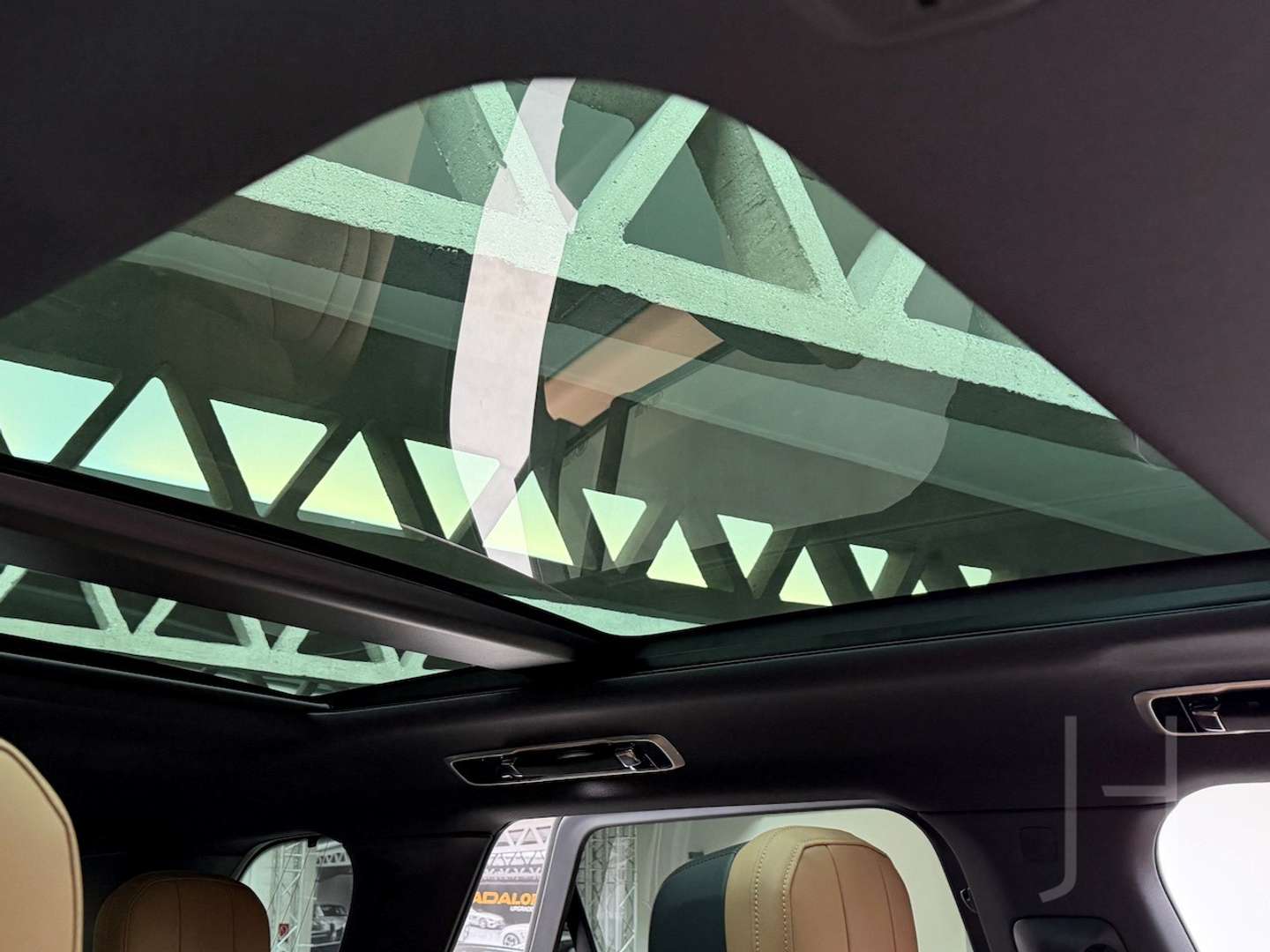 Land Rover Range Rover Sport DYNAMIC SE P440e AWD - - Joinsteer - #3