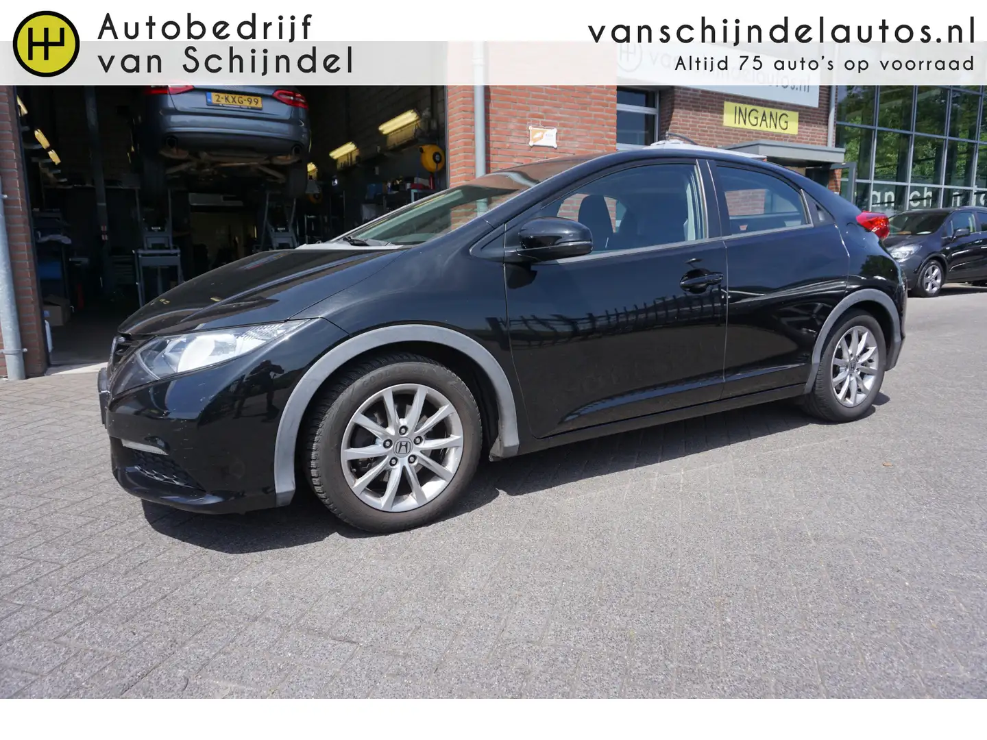 Honda Civic 1.4 COMFORT 5 DEURS ECC AIRCO AFN.TREKHAAK 16INCH Zwart - 1