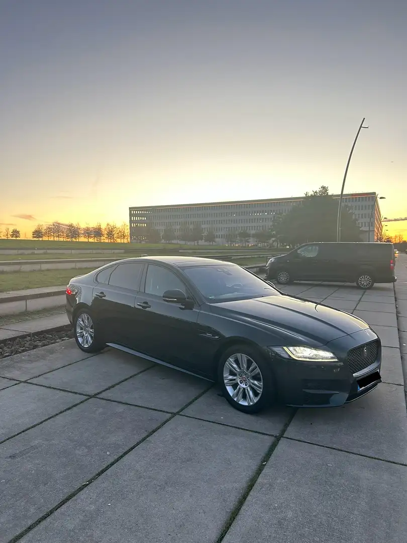 Jaguar XF 30d Aut. R-Sport - 2