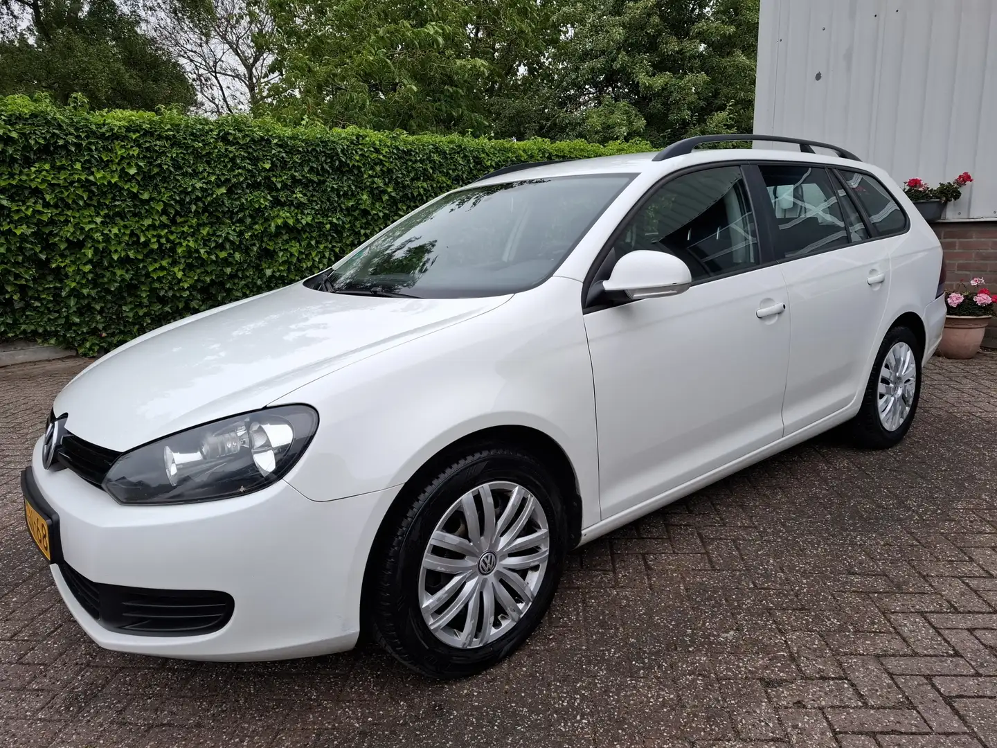 Volkswagen Golf Variant 1.6 TDI Trendline BlueMotion 2850.- EX BTW AIRCO/C Wit - 1