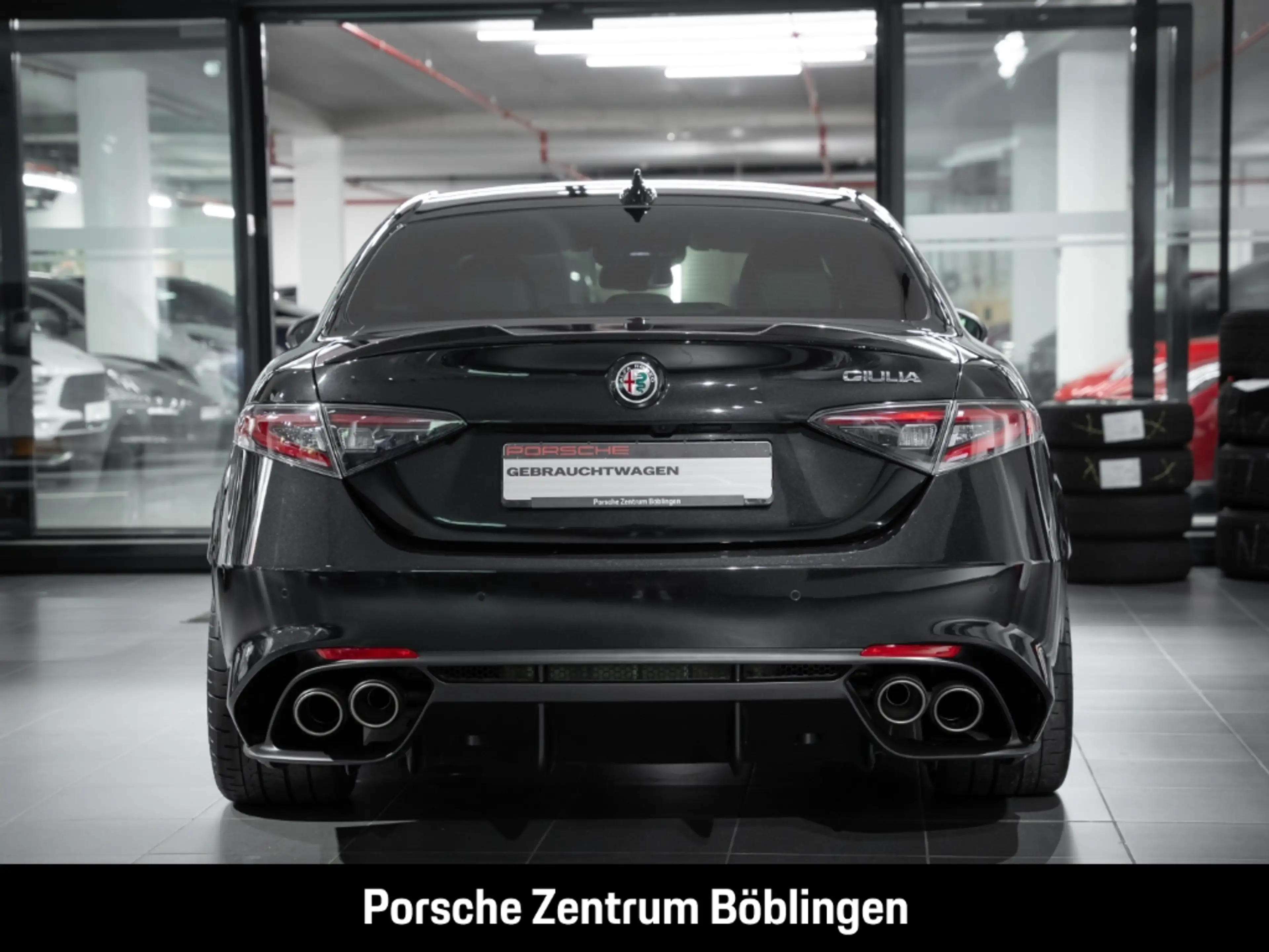 Alfa Romeo Giulia Quadrifoglio — photo 10