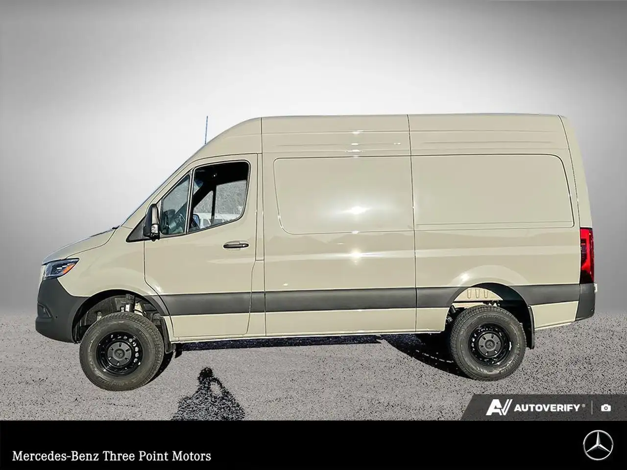 Mercedes-Benz Sprinter снимка Mercedes-Benz Sprinter