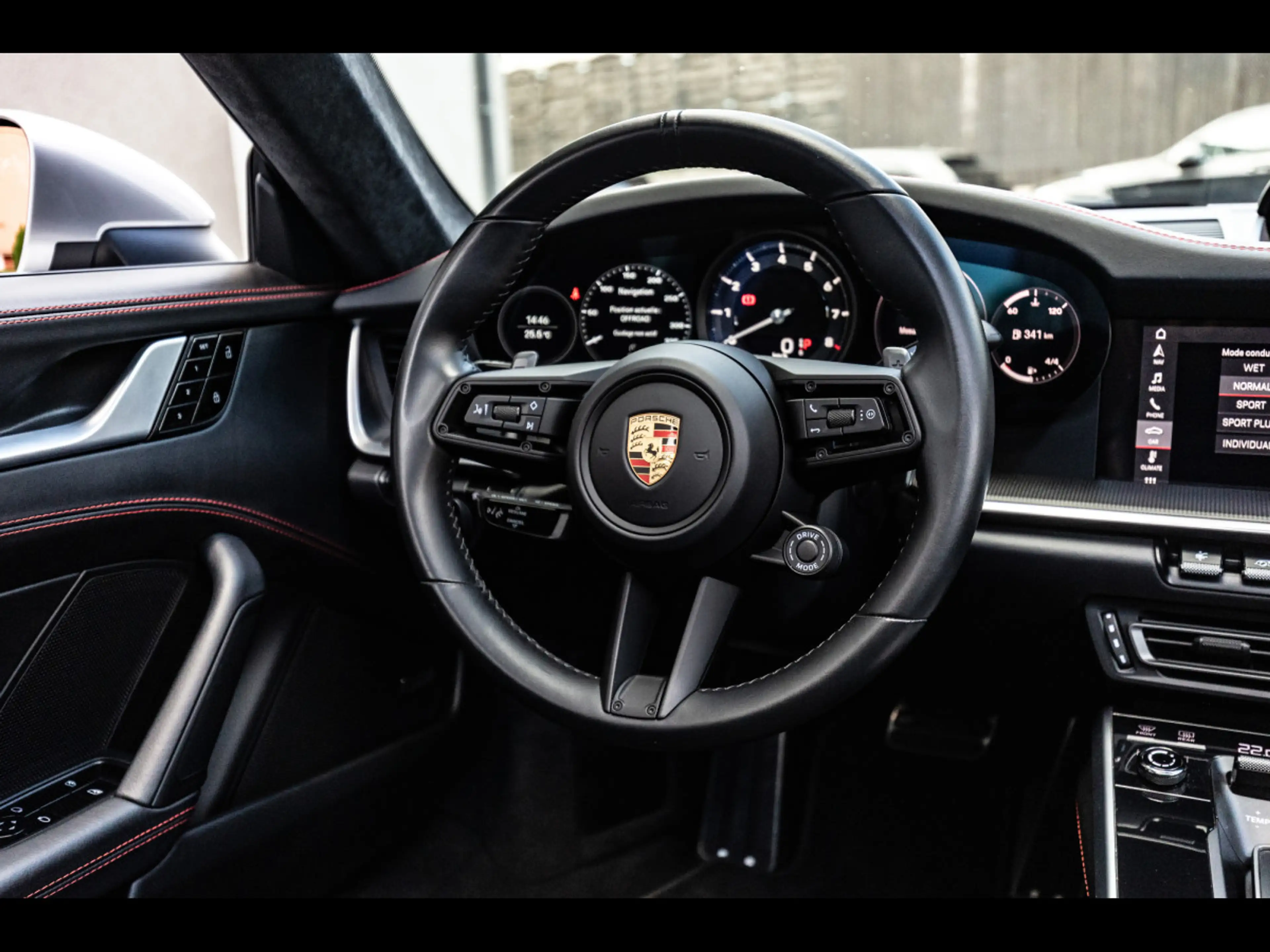 Porsche 911 992.1 CARRERA 4S COUPE PDK°CHRONO°LIFT°ABGAS°18W — photo 12
