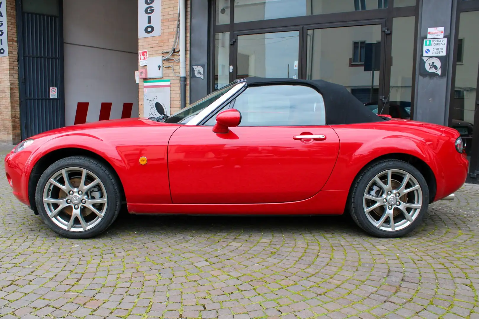 Mazda MX-5 Roadster 2.0L Sport limited edition Rot - 2