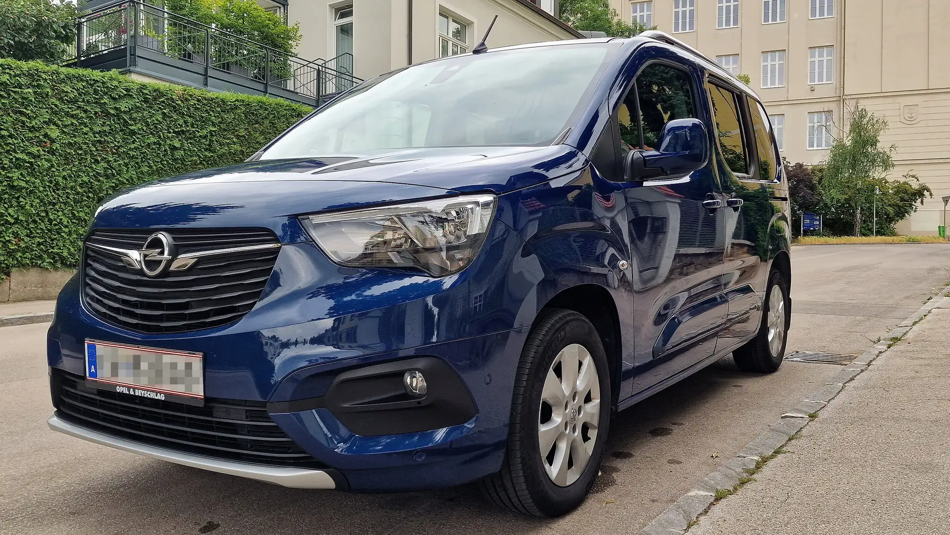 Opel Combo Combo Life 1,5 CDTI L1H1 Innovation S/S Blau - 1