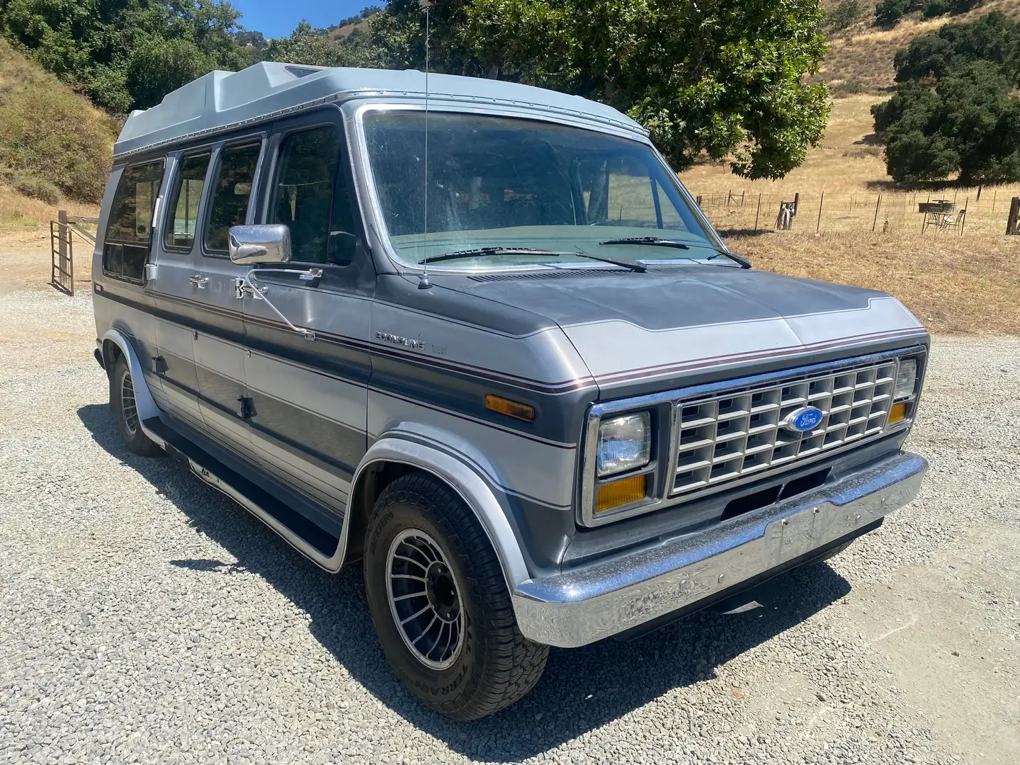 Ford Sonstige Econoline E150 Hightop Van, 302cui V8, Klima Grau - 2