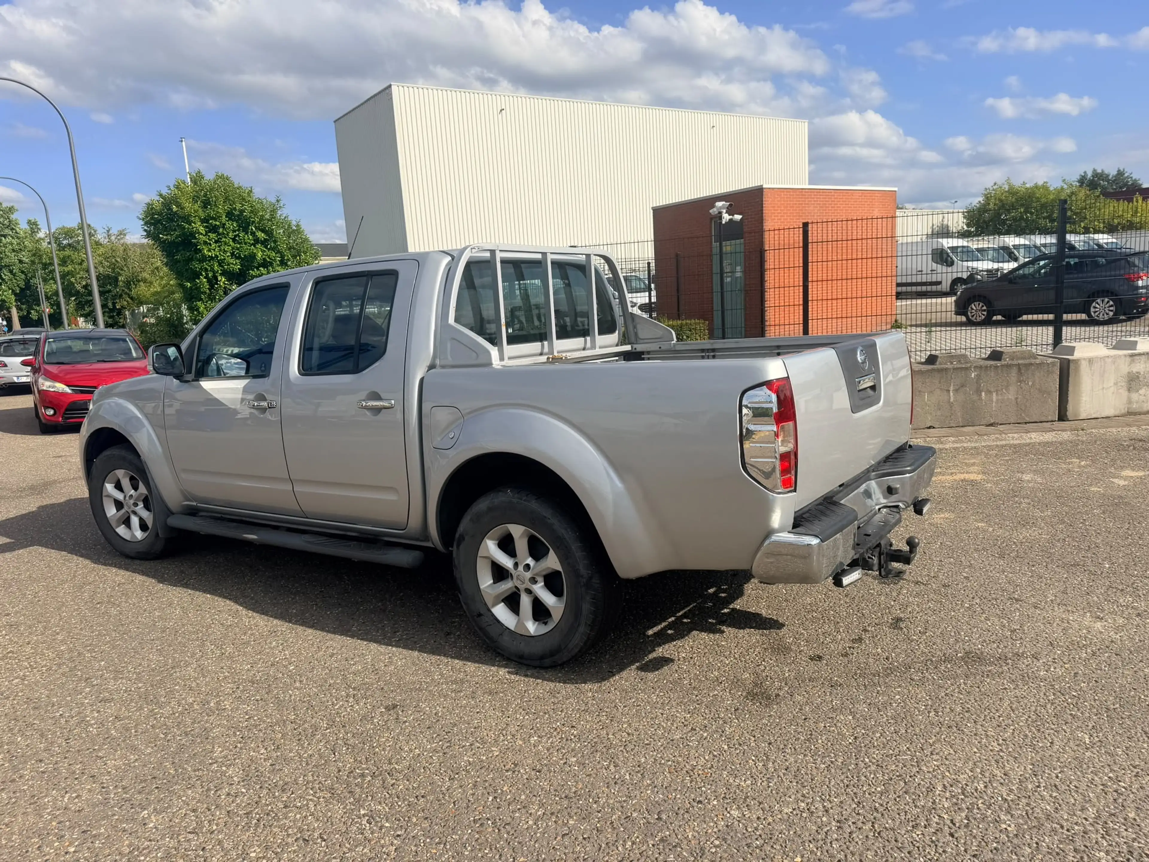 Nissan Navara 2.5 dCi 4x4 LE — photo 3