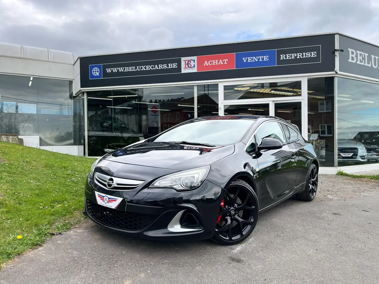 Opel Astra GTC OPC 2.0 Turbo*XENON*GPS*SEMI-CUIR*280CV Чорний - 1