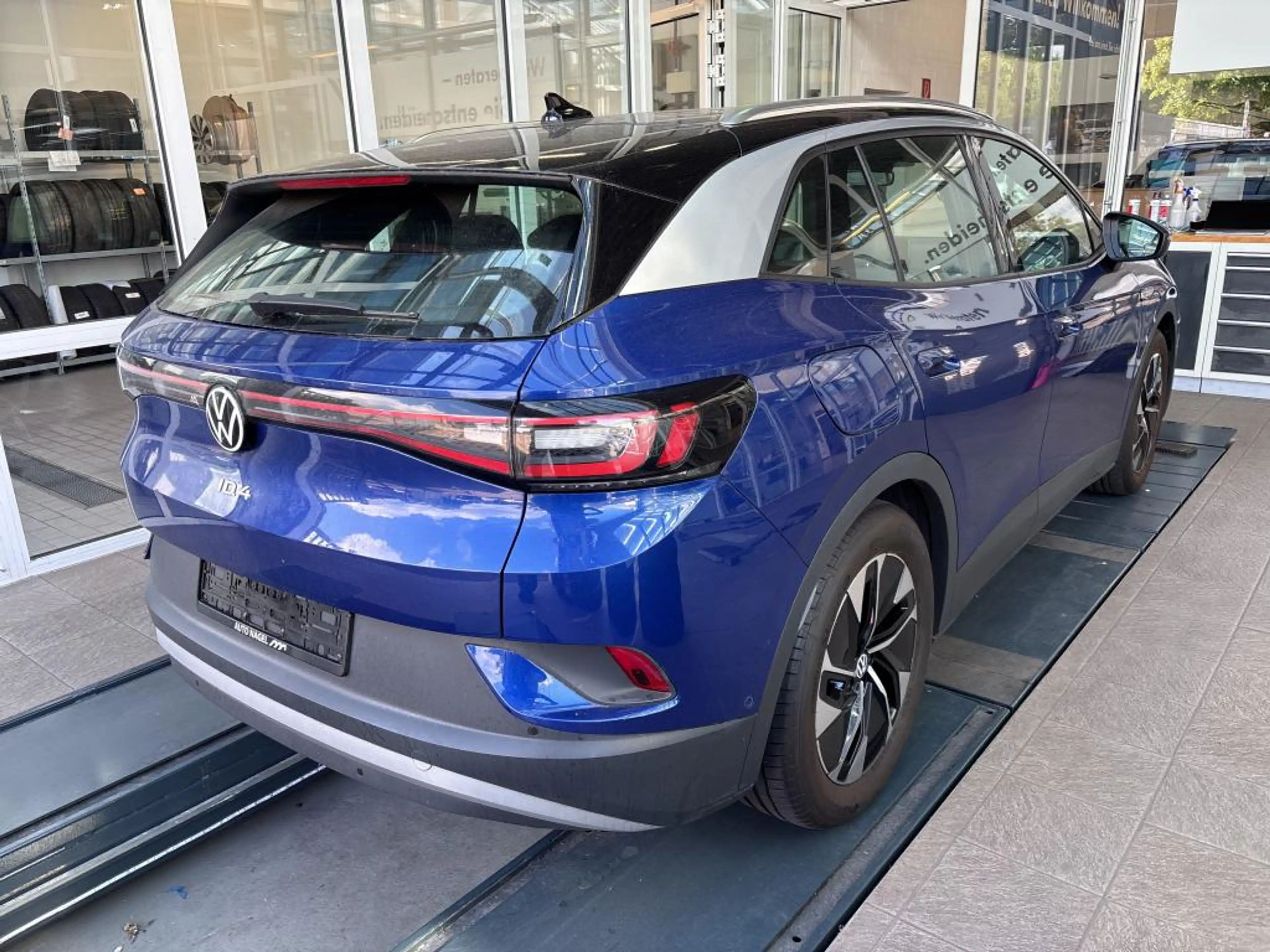 Volkswagen ID.4 Pro Performance 150 kW (204 PS) 77 kWh 1-Gang-A... — photo 4