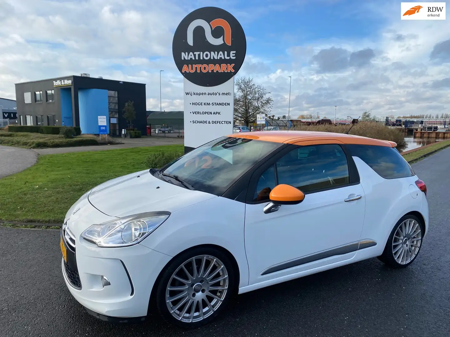 Citroen DS3 2011 * 1.6 THP Sport Chic * SPORT * EXPORT & HANDE Weiß - 1