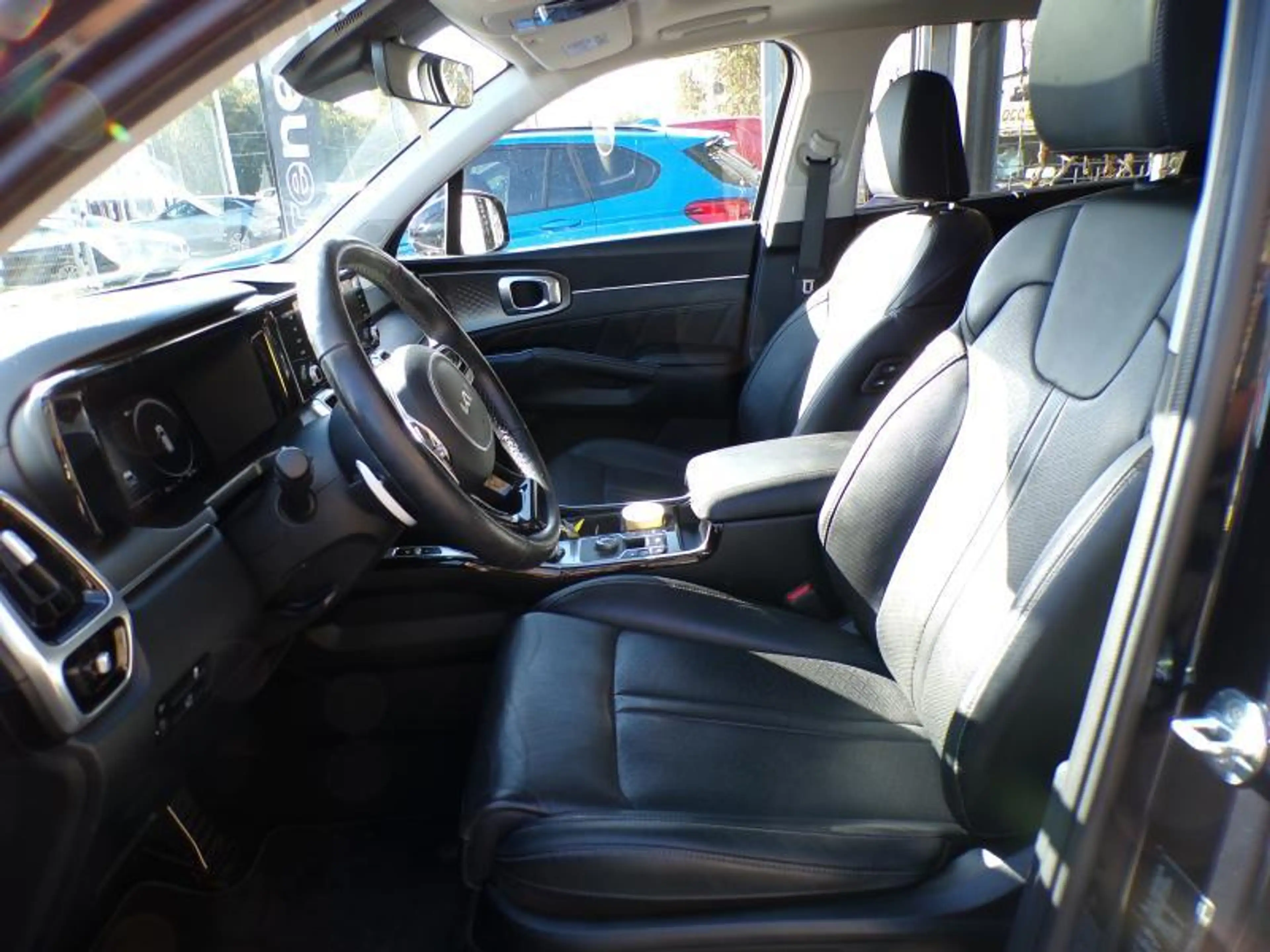 Kia Sorento 1.6 230cv Automatique 7pl Bleu 06/23 46174km — photo 7